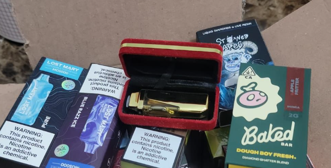 Image #1 from Mario Peña