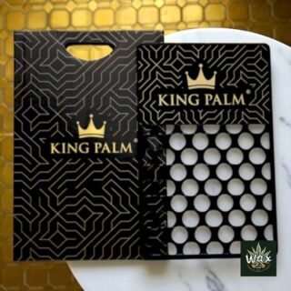 King Palm | Grinder Card – Tarjeta Metálica para Moler Portátil + Funda Protectora